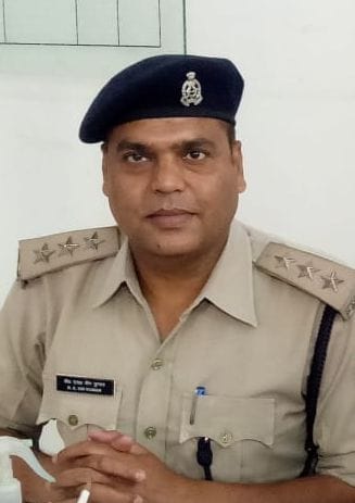 Four policemen including two COs will get silver medals