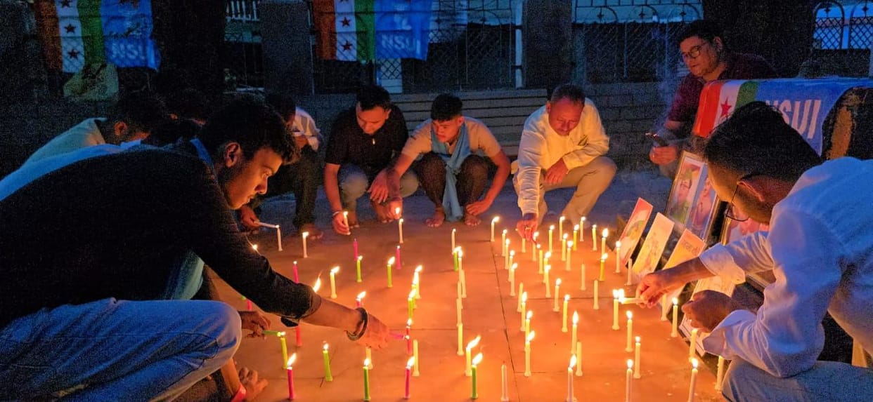 Tribute to freedom fighters by lighting candles