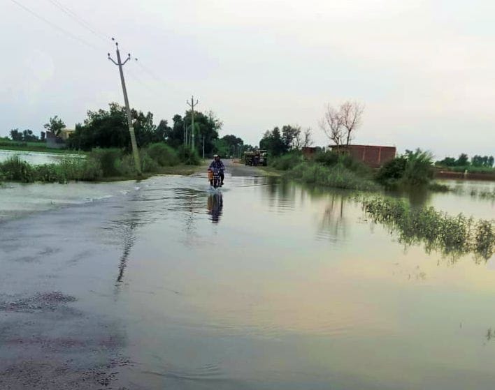 Ganga rises again, Shamsabad-Jalalabad highway submerged again