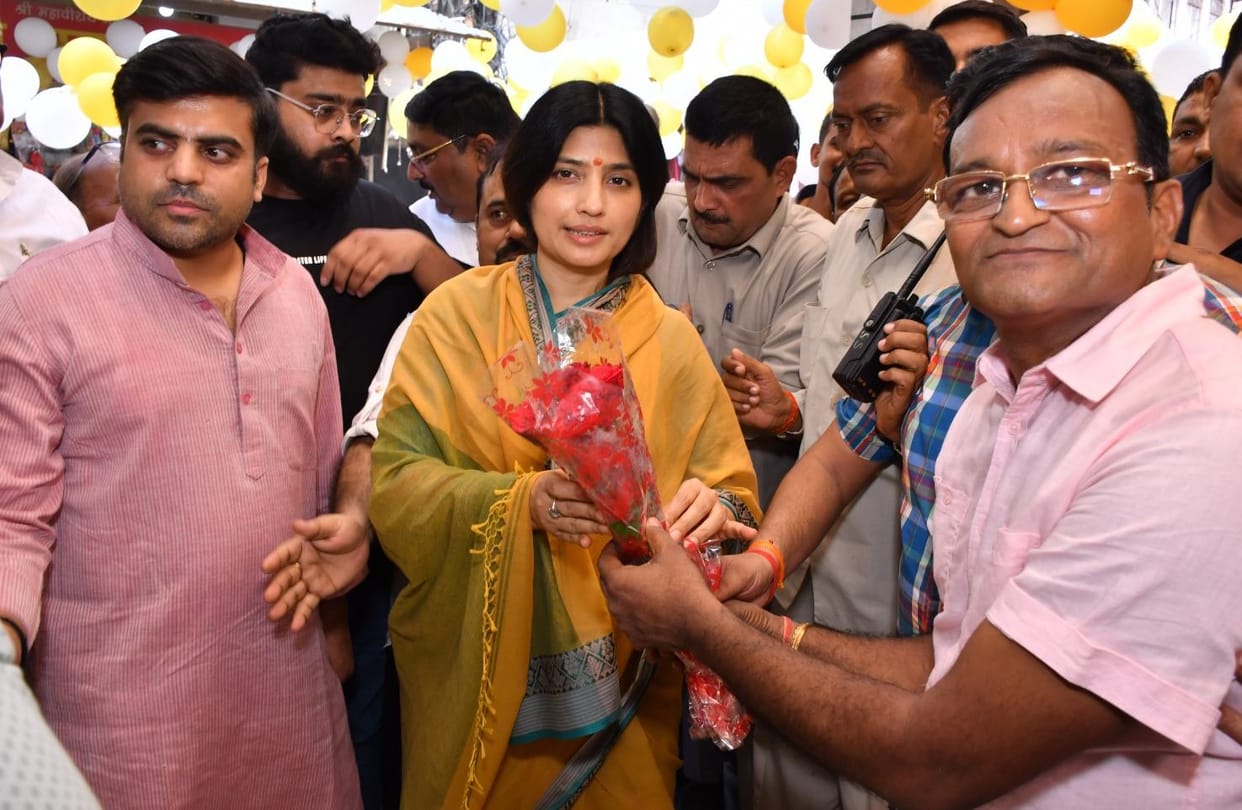 BJP wants to win elections by showing fear of bulldozer