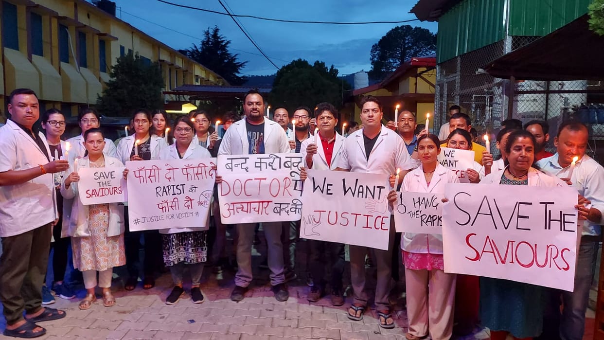 Medical workers of Upazila Hospital took out Kendall March in protest against murder and rape.