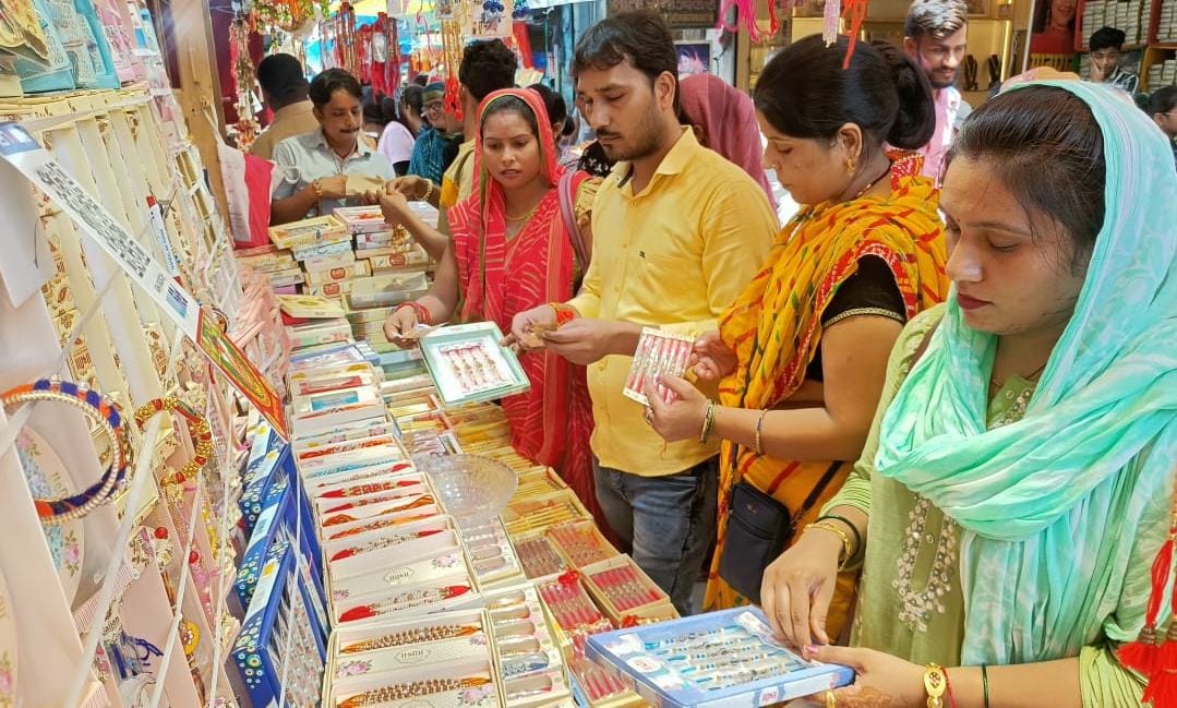 Business worth Rs 12 thousand crore on Rakhi, 20 percent increase expected
