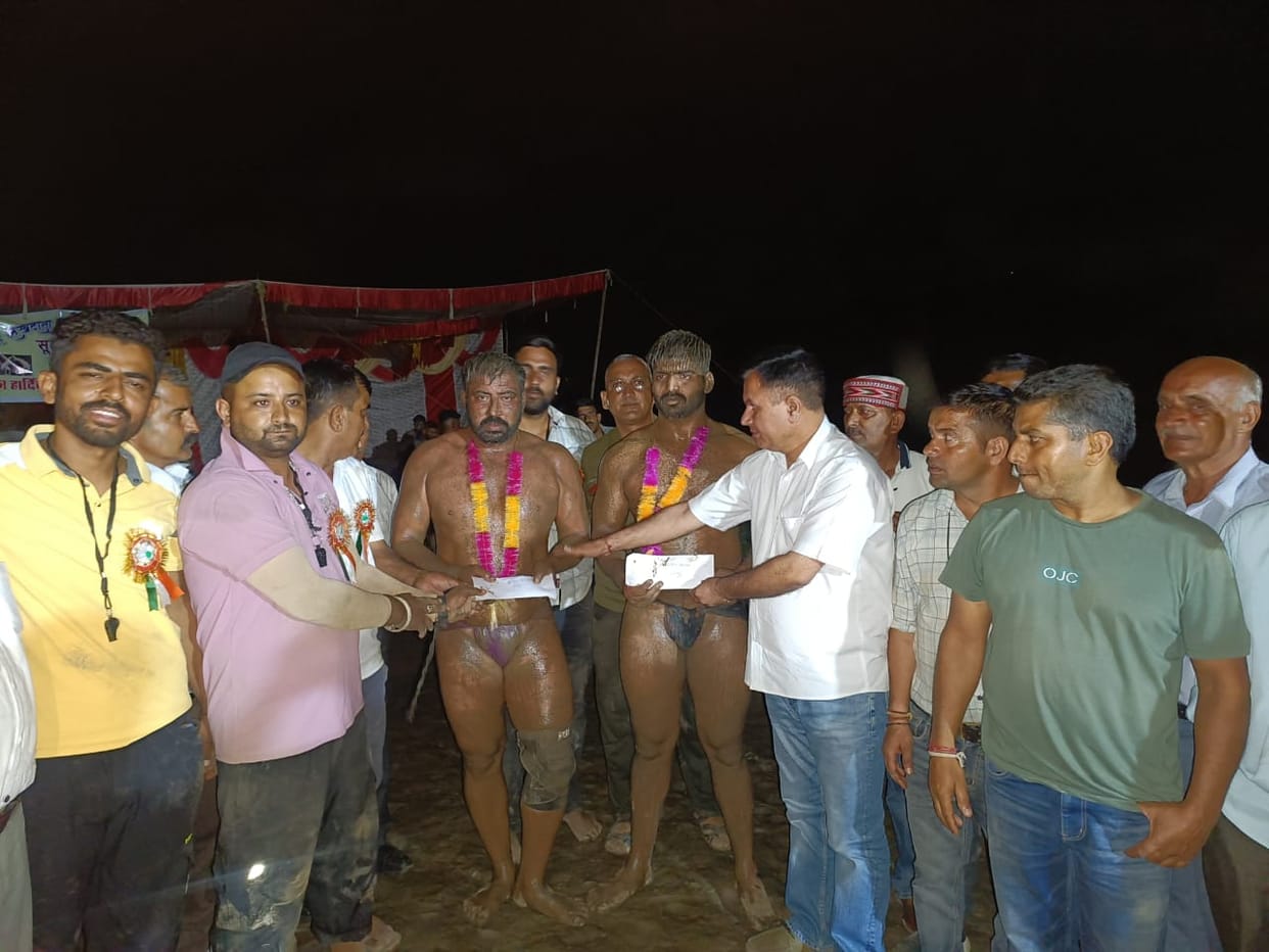 Puppy won the Big Gardener of Chhinj in Sudali