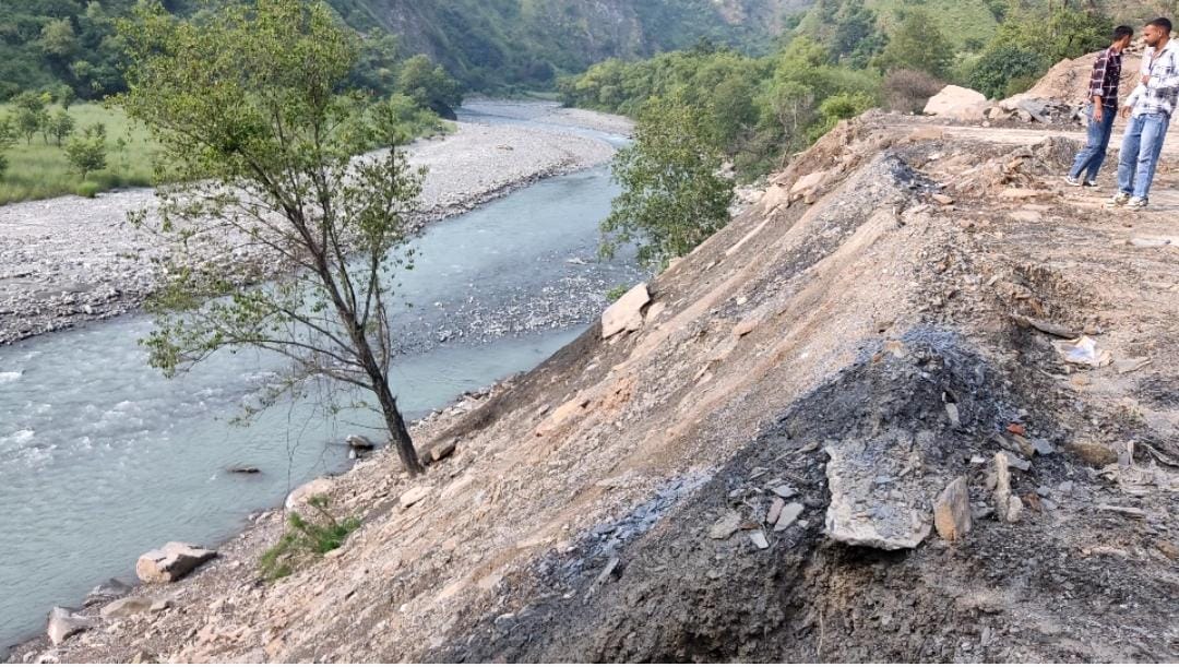 The soil from the construction of Gunnu Gharat drinking water scheme was deposited in Siyul ravine.