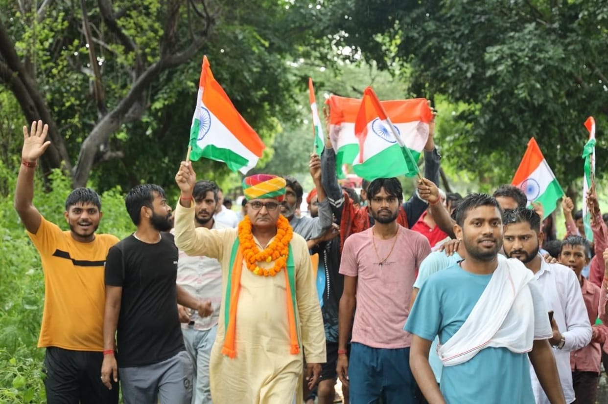 Tricolor Yatra taken out from Bapadoli to Khodma