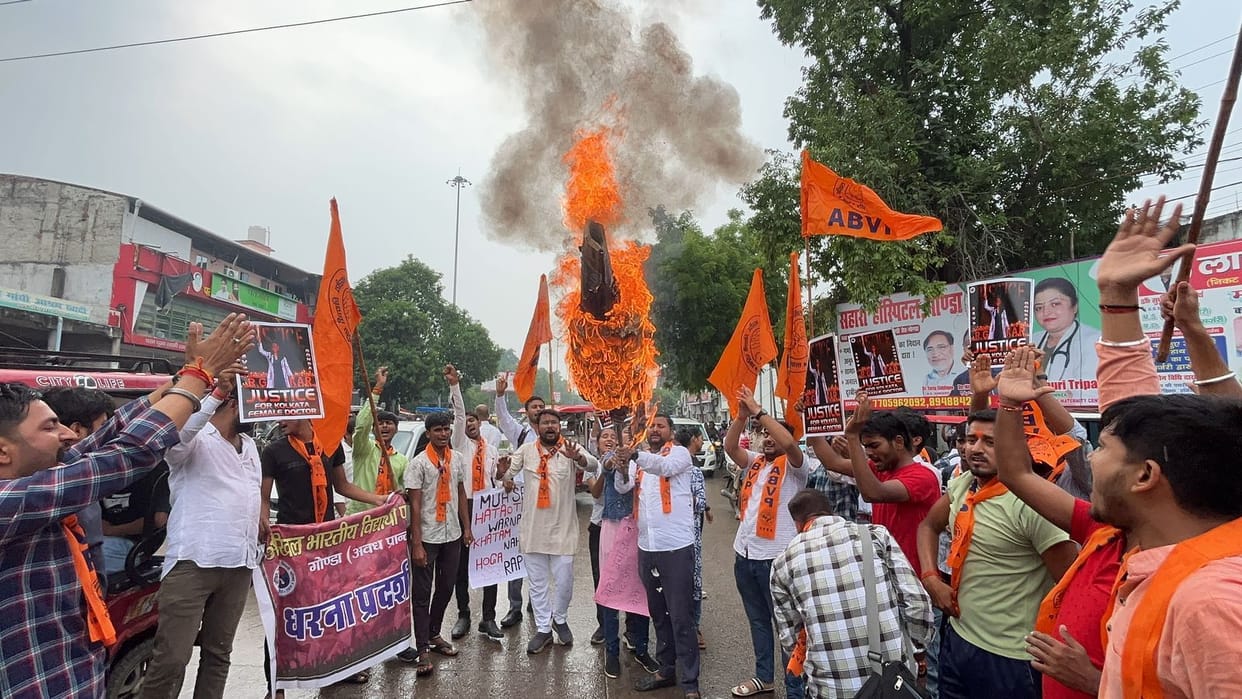 ABVP burnt the effigy of TMC government