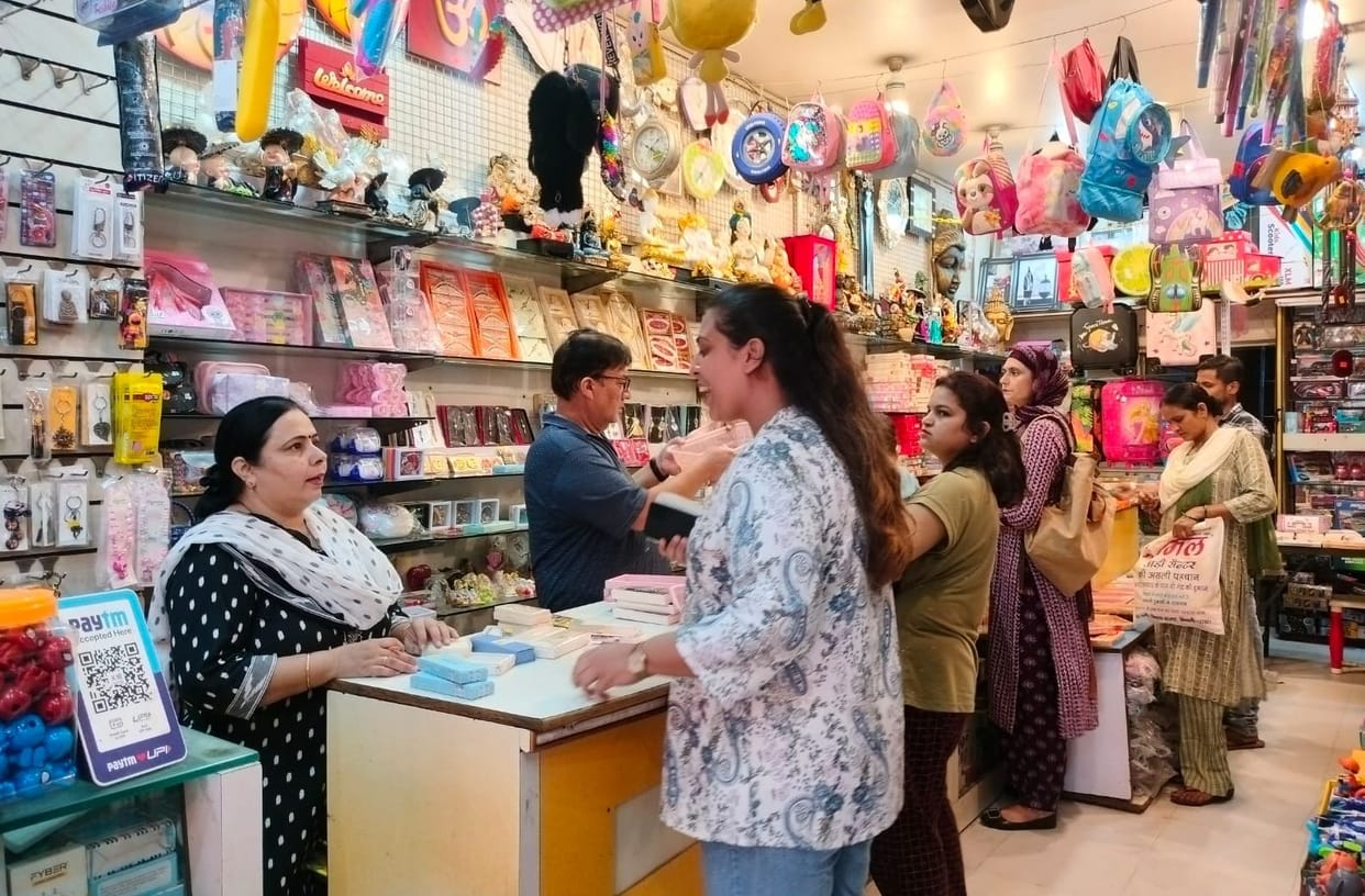 Market decorated with Rakhi