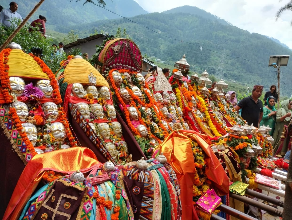 Unconscious Nad became conscious due to divine power