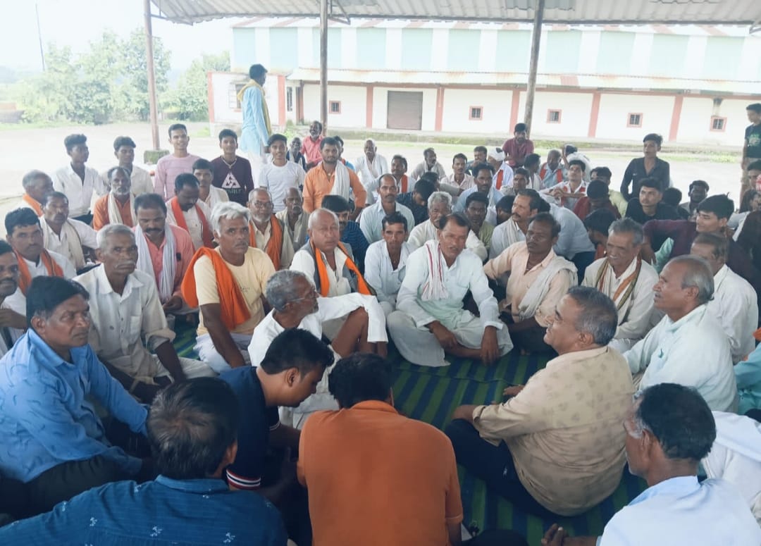 Damoh News Villagers of Samanapur have taken decision if found drinking alcohol they will be fined
