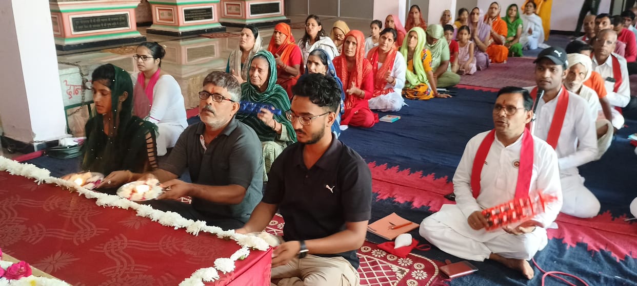 Maha Aarti organized in Shri Guru Gorakhnath Temple