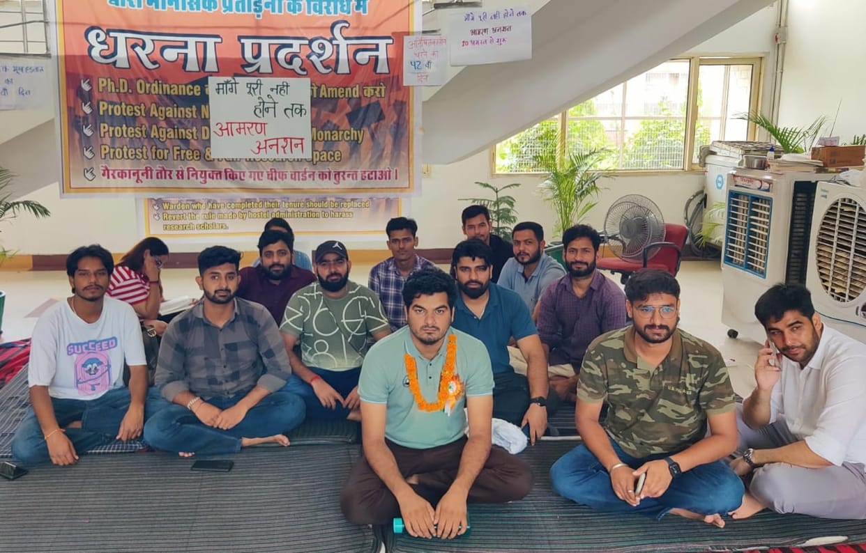 Indefinite strike of researchers continues for 42nd day