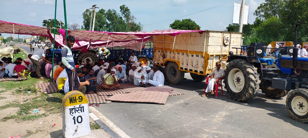 Delhi highway jammed for four hours
