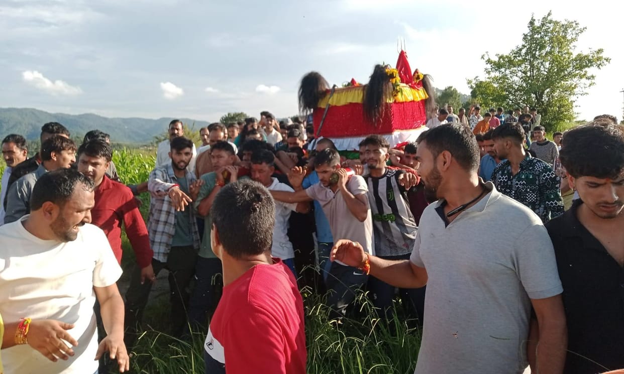 Vayu Rath circumambulated five villages Sui twenty villages Bishung