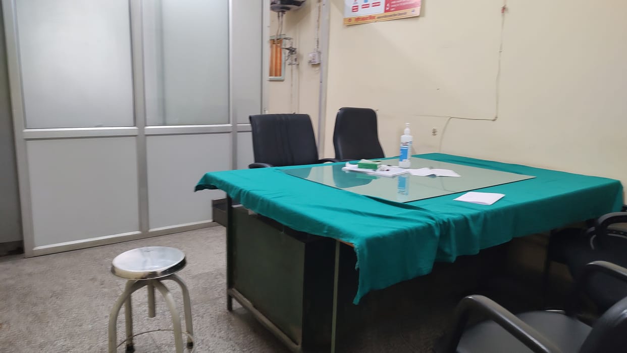 'Doctors are on strike and hospitals are giving repeated orders, no treatment possible'