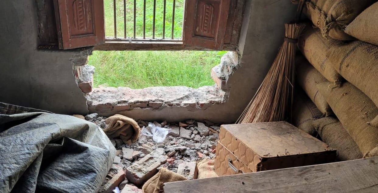 Shop shutter broken by burglar, cash worth 1.5 lakh stolen