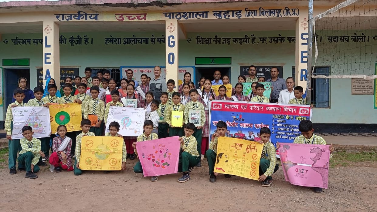 Information about adolescence given to students in Buhad School