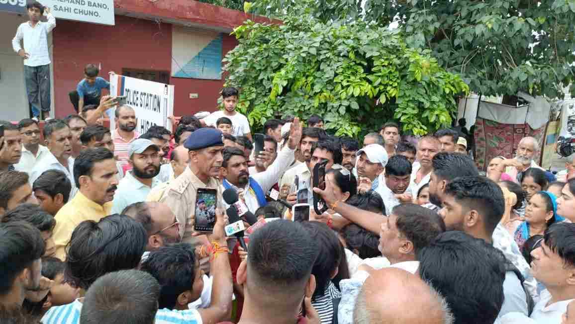 The gang of kidnappers attacked HTM police station