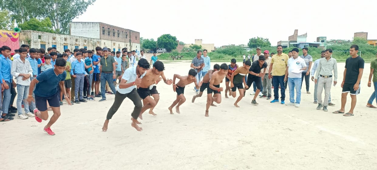 Krishna won in 100 meters and Sachin won in 200 meters.