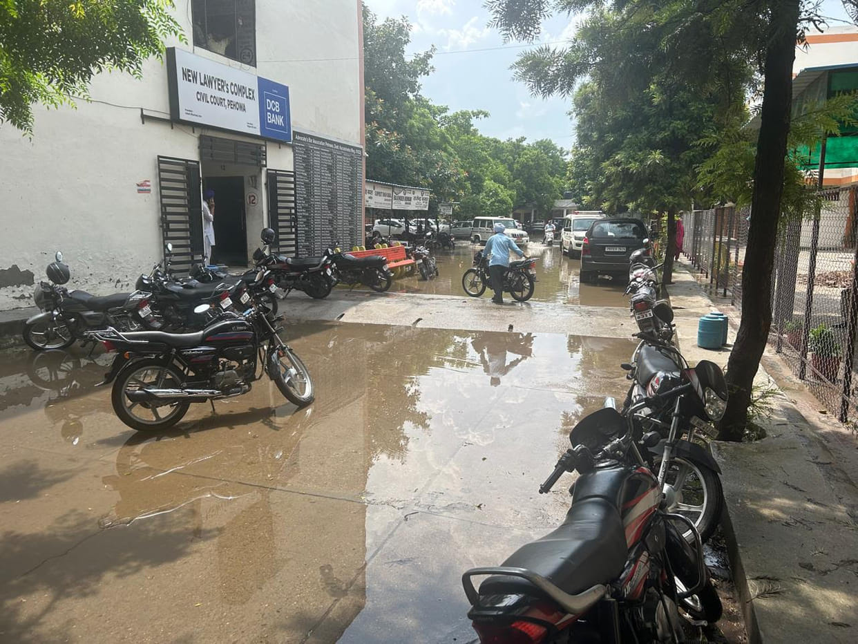 There was change in the weather throughout the day, at some places it rained heavily and at other places it rained lightly.