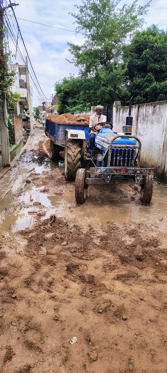 Municipality ignored... Road is being built by collecting donations