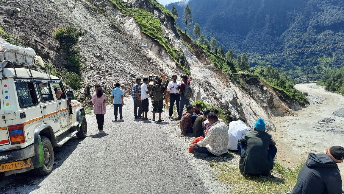 42 roads including three border roads closed due to debris