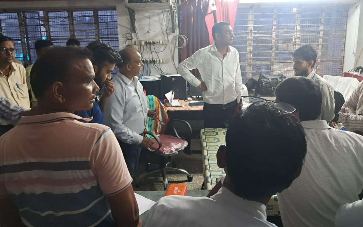 Cash worth Rs 7.34 lakh stolen from post office