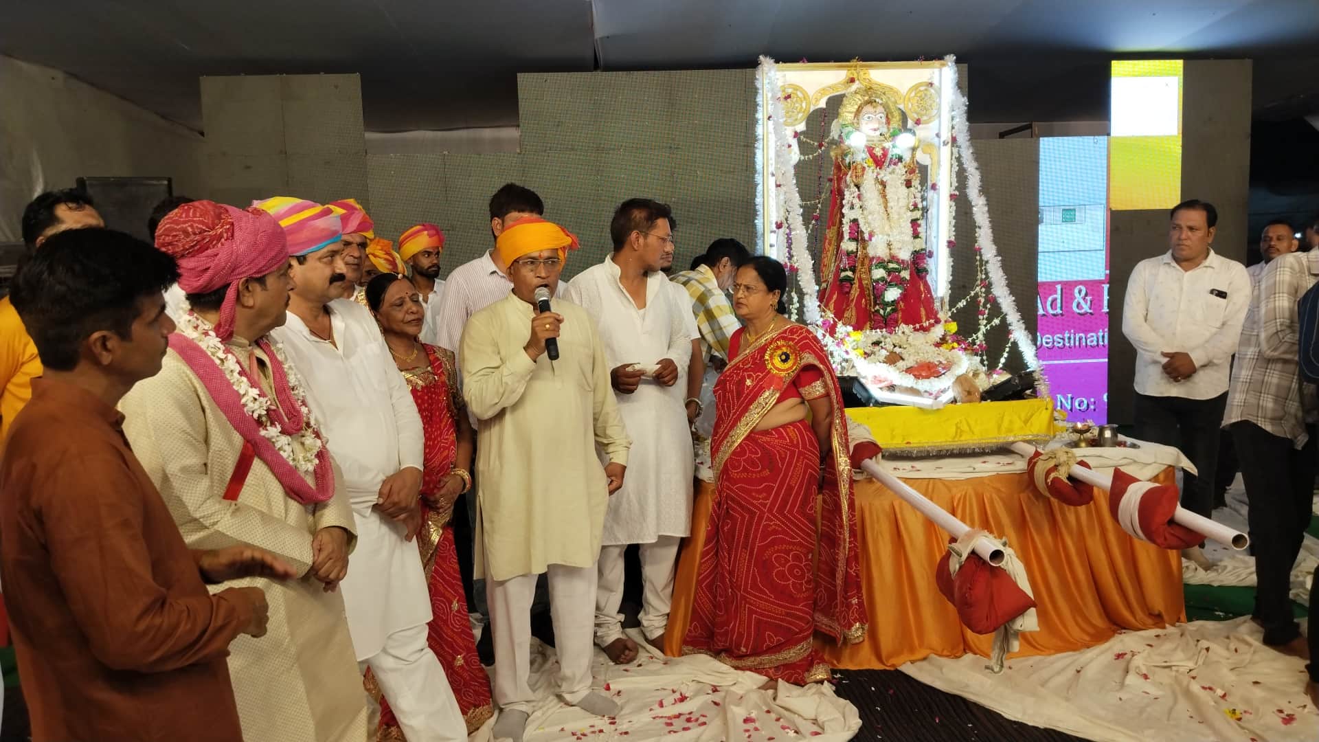 बूंदी में शौर्य का प्रतिक कजली तीज सवारी निकली शानो शौकत से, उमड़ा जनसैलाब