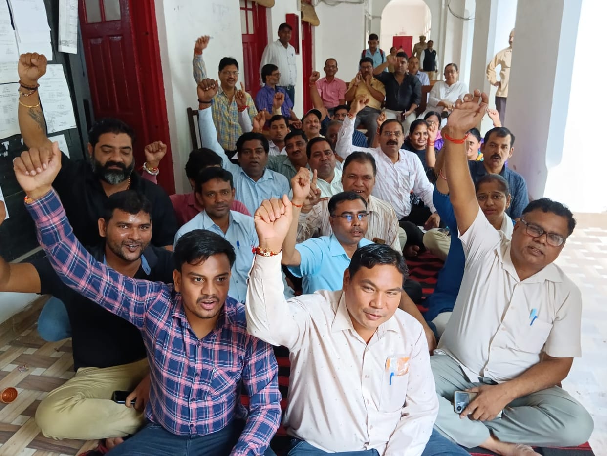 Collectorate personnel shouted over demands, protested in campus