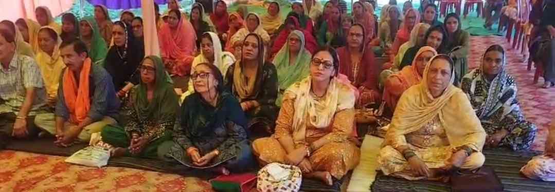 the poison released from the churning of the ocean

Lord Shiva drank: Pandit Hemant