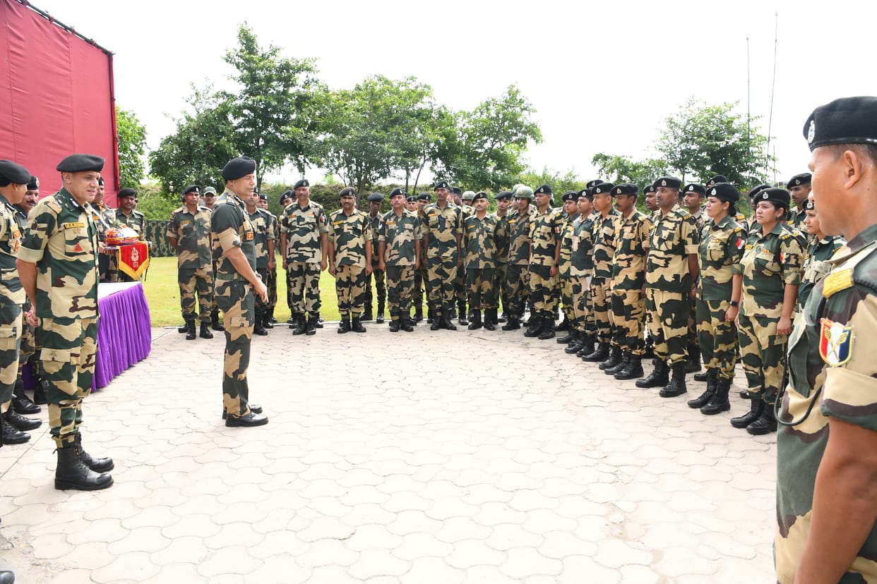 Jammu Kashmir News: 629 new soldiers joined BSF, Lieutenant Governor Manoj Sinha congratulated the trainees.