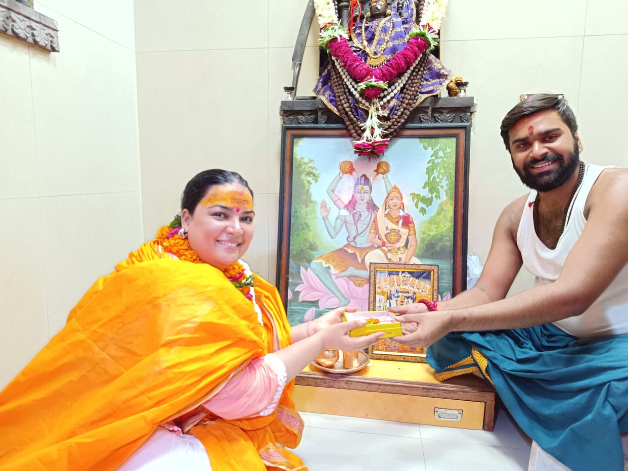Actress Nayani Dixit after darshan of Baba Mahakal Said - I can't express what I felt