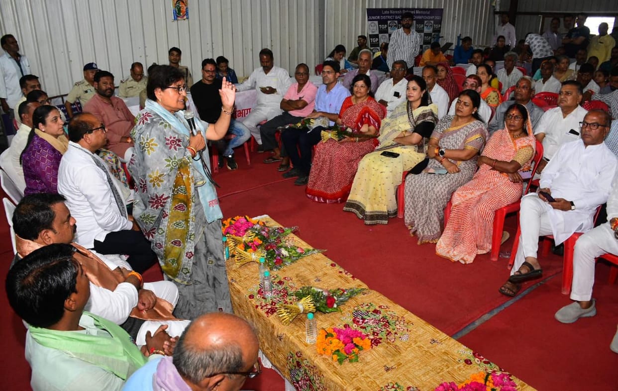 Jan Samvad Shivir.....Mayor and Corporation Chairman asked the citizens what is the problem...