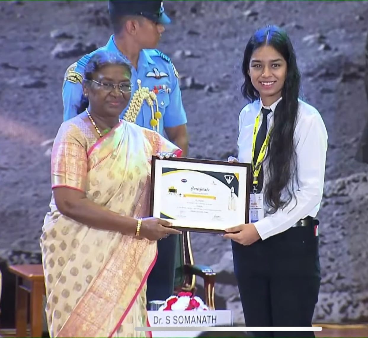 Dighal's daughter made a rover, capable of rotating 360 degrees