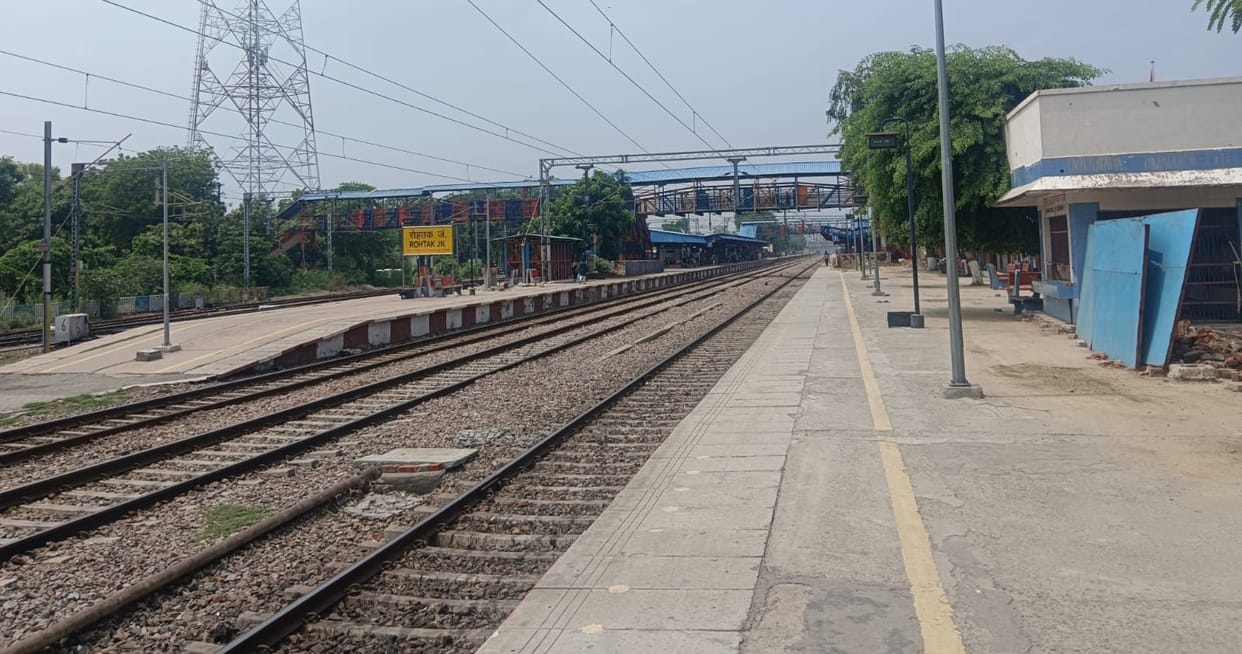 Instead of Bhiwani, Hansi and Hisar, Kisan and Gorakhdham Express will pass through Jind