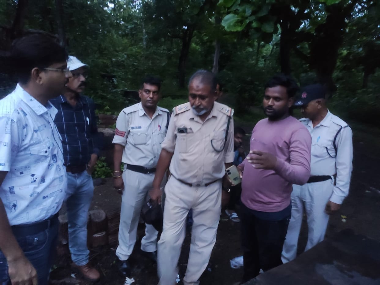 Damoh Search continues for young man who drowned while bathing in Nidan Waterfall Rani Durgawati Tiger Reserve