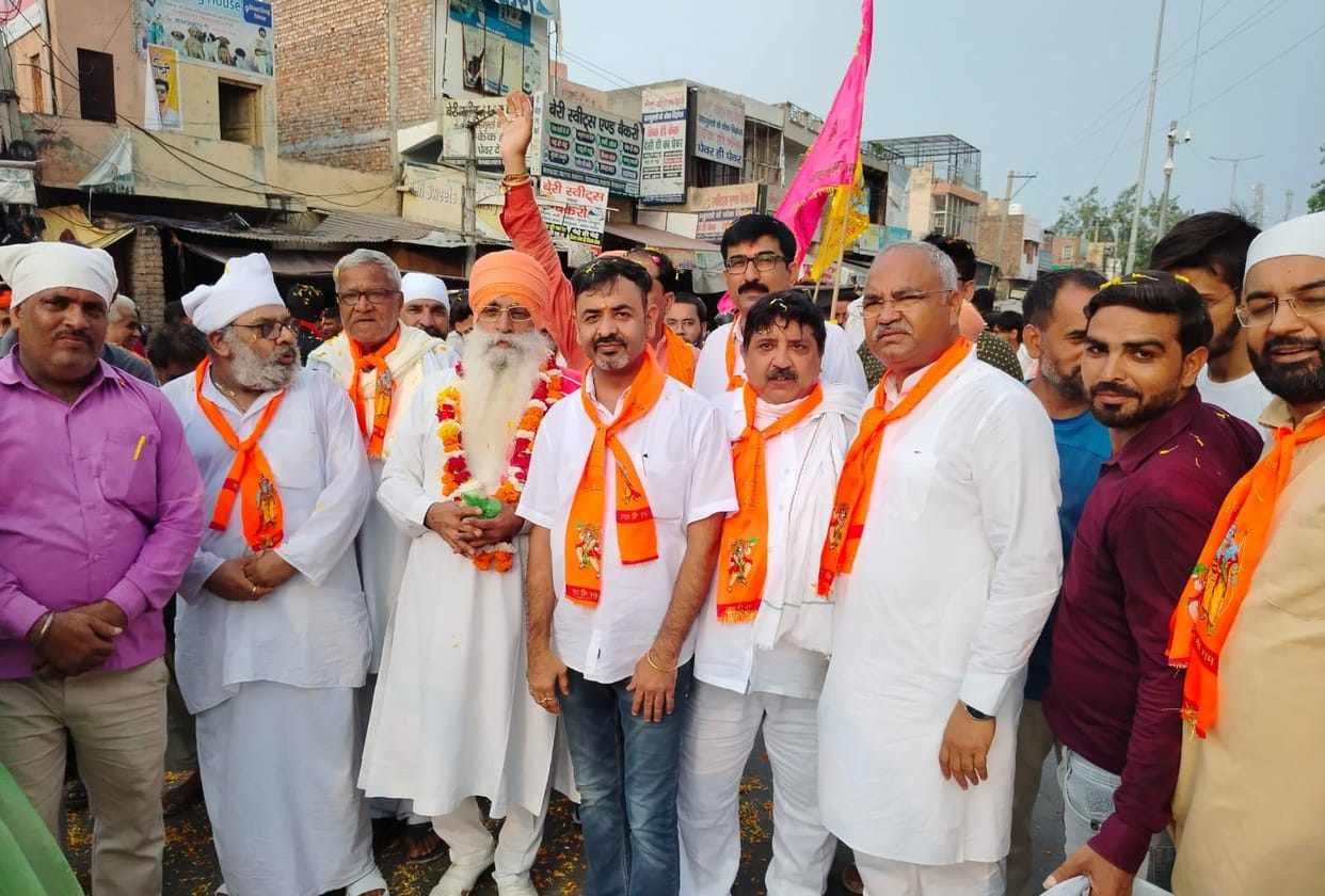 Khatu Shyam Baba's flag procession took place in the town