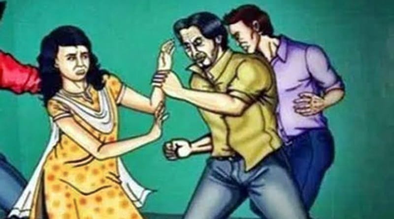 Chhindwara News Miscreants molested two sisters in public FIR registered after complaint to SP