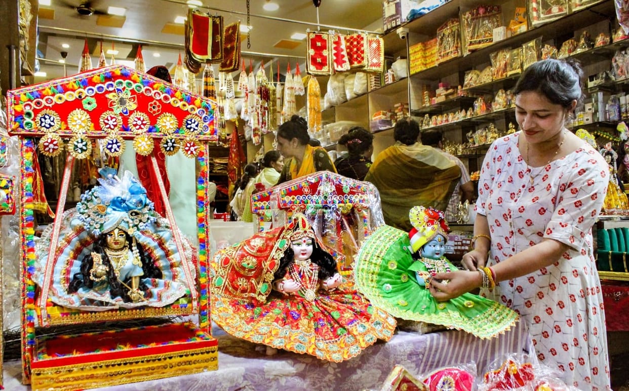 Rare yogas of Dwapar era being formed on Krishna Janmashtami which were formed 5251 years ago