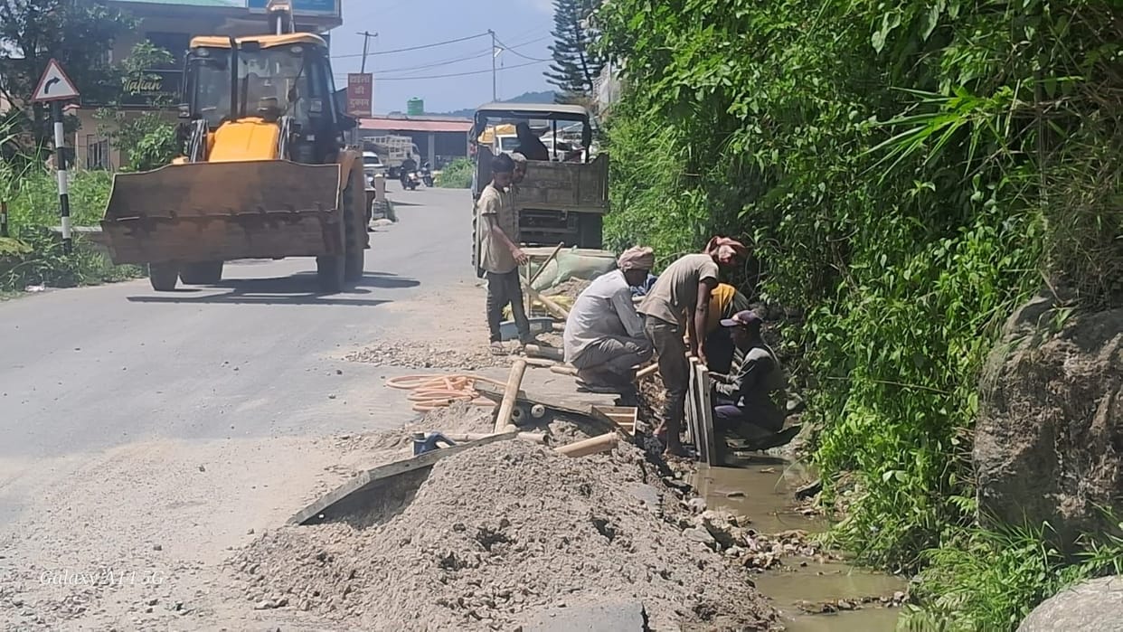 Drainage drains will be built to prevent waterlogging on Mandi-Pathankot NH.