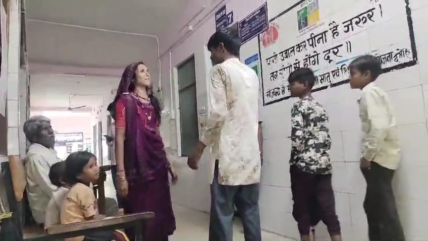 Two brothers got electrocuted in the house after touching the wall in damoh