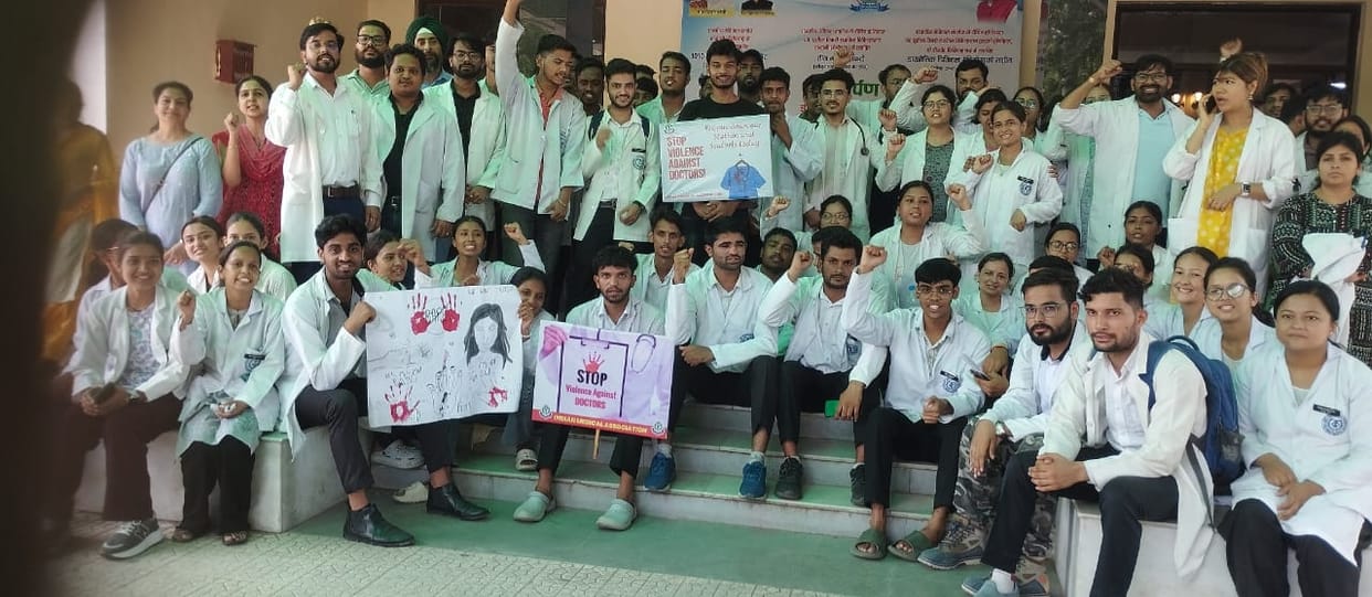 Priyanshu Bisht became the winner in chess competition