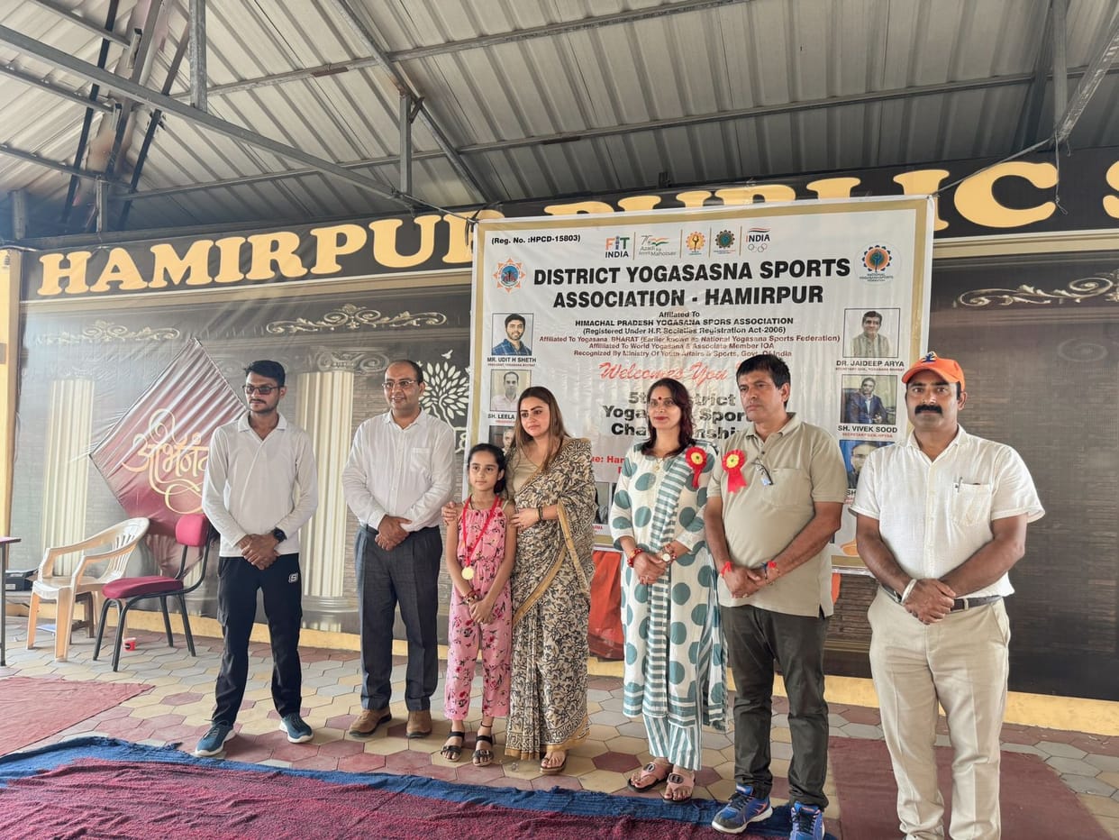 Priyanka won gold medal in district level yoga asana competition