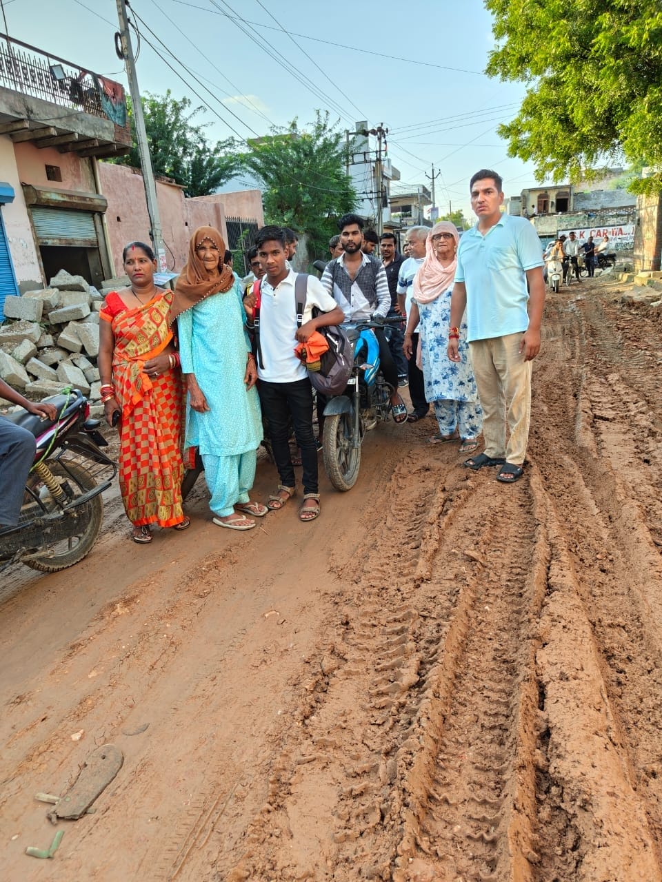 Villagers protested due to lack of road construction