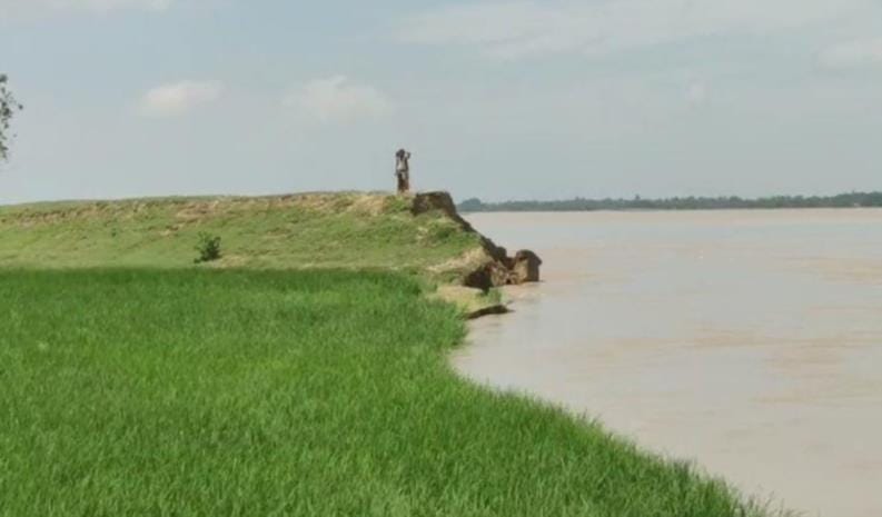 Rapti reached 10 cm below the danger mark