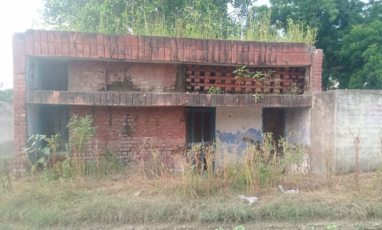 Public buildings in Jeetpura need reconstruction