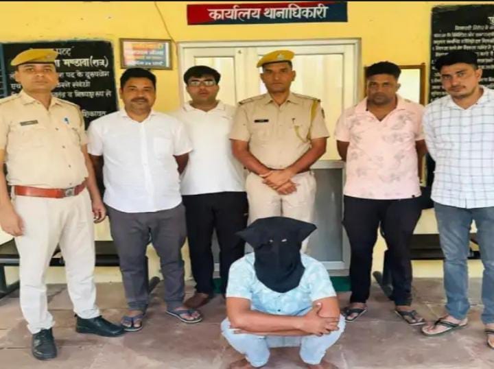 20 हजार का इनामी आरोपी गिरफ्तार
