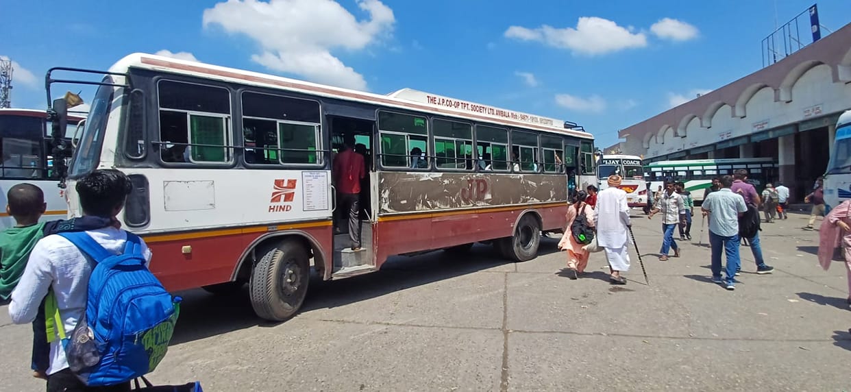 Happy card is valid in government buses, people are getting confused in private buses