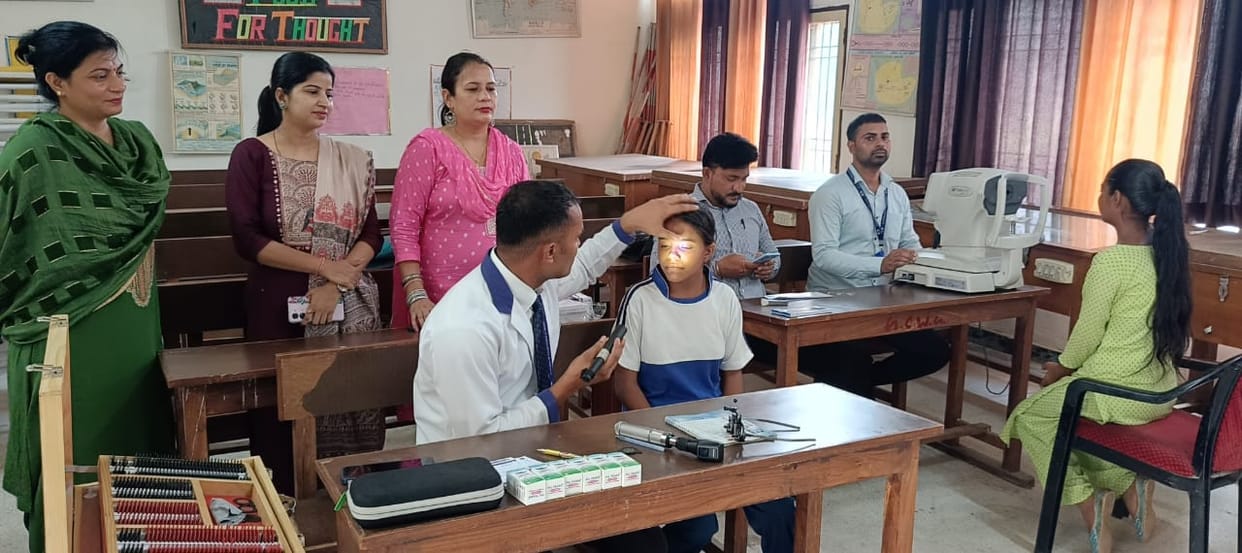 Eye examination of girl students took place in the camp