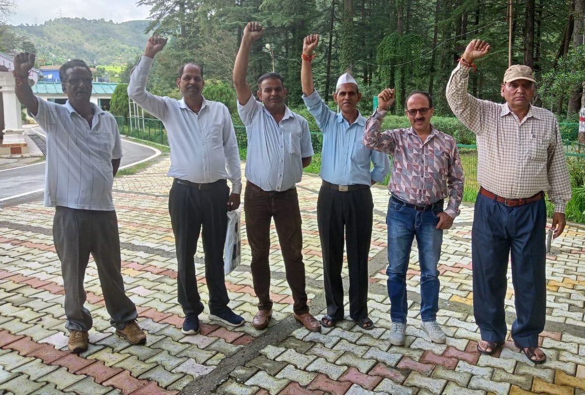 Expressed displeasure over non-payment of pending bills