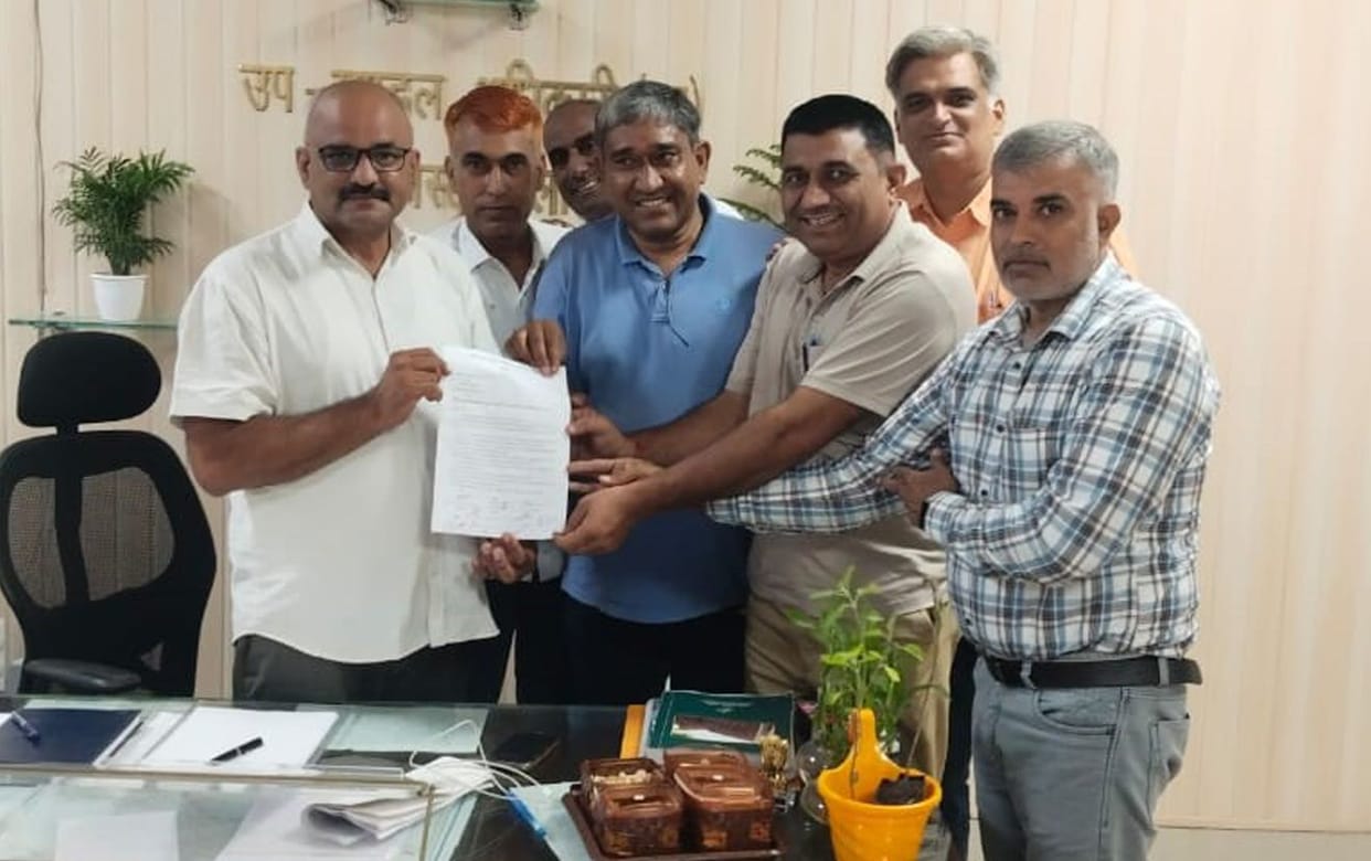 Hasla submitted memorandum to SDM demanding to provide all facilities to employees performing election duty.